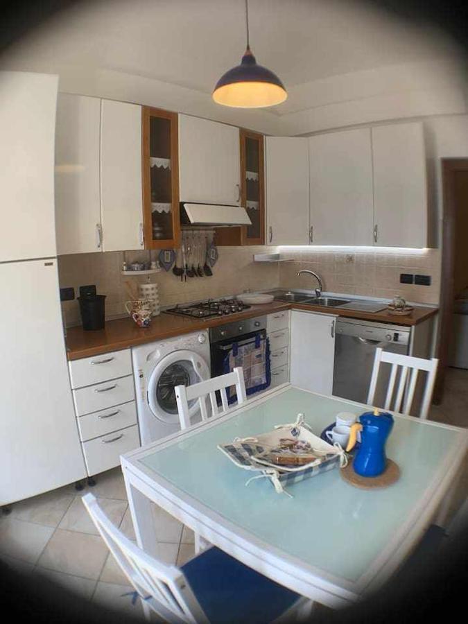 Appartamento sul porto Nettuno Esterno foto